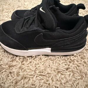 Nike Kids Black and White Sneakers